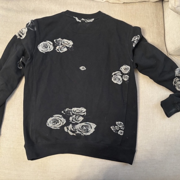 10 Deep White Roses Sweatshirt crew neck size small 10.deep - Picture 2 of 4